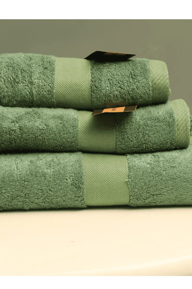 Green Cotton Towel Set – Pack of 3, Soft & Absorbent