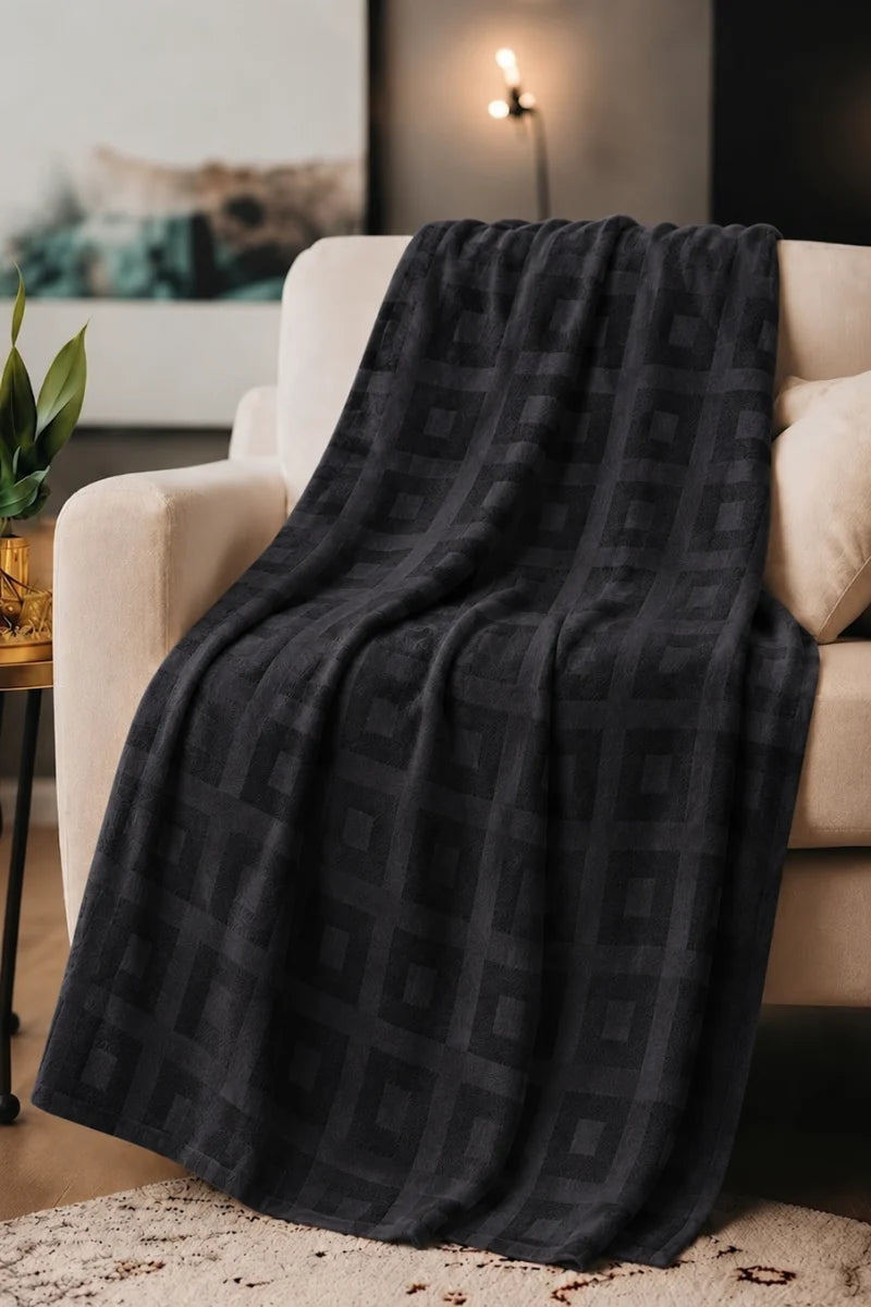 Dark Gray Thermal Cotton Blanket – Geometric Weave Texture