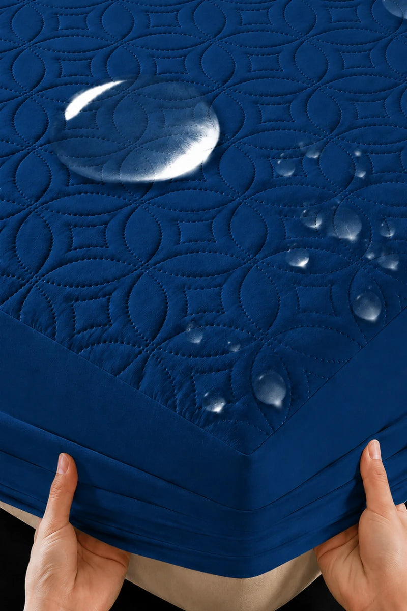 King Size Waterproof Quilted Mattress Cover + 2 Pillow Covers