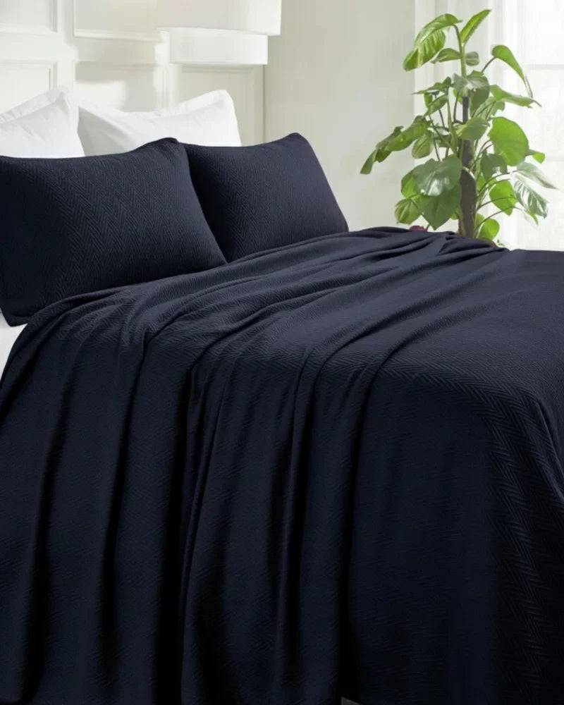 ULTRA SOFT THERMAL BLANKET – Deep Navy (Double Bed 210x240 cm) | 100% Cotton Weave | Four-Season Comfort | 250 GSM