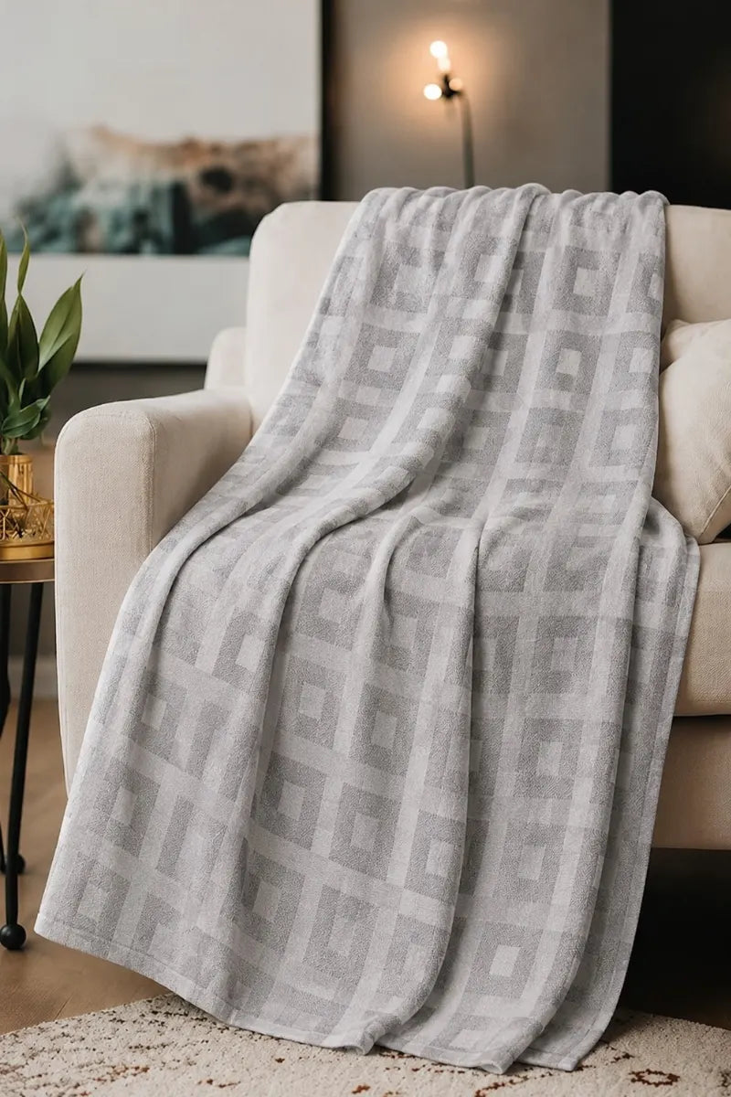 Gray Thermal Cotton Blanket – Geometric Weave Texture