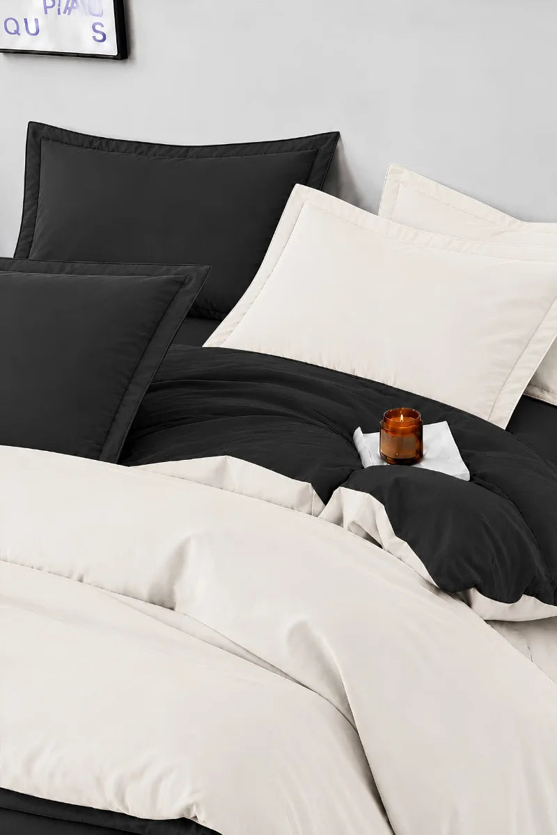 Black & Ivory Reversible 6-Piece Duvet Cover Set