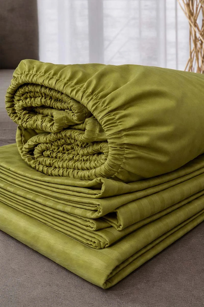 Olive Green Quilt Cover Set (6PCS - King Size)