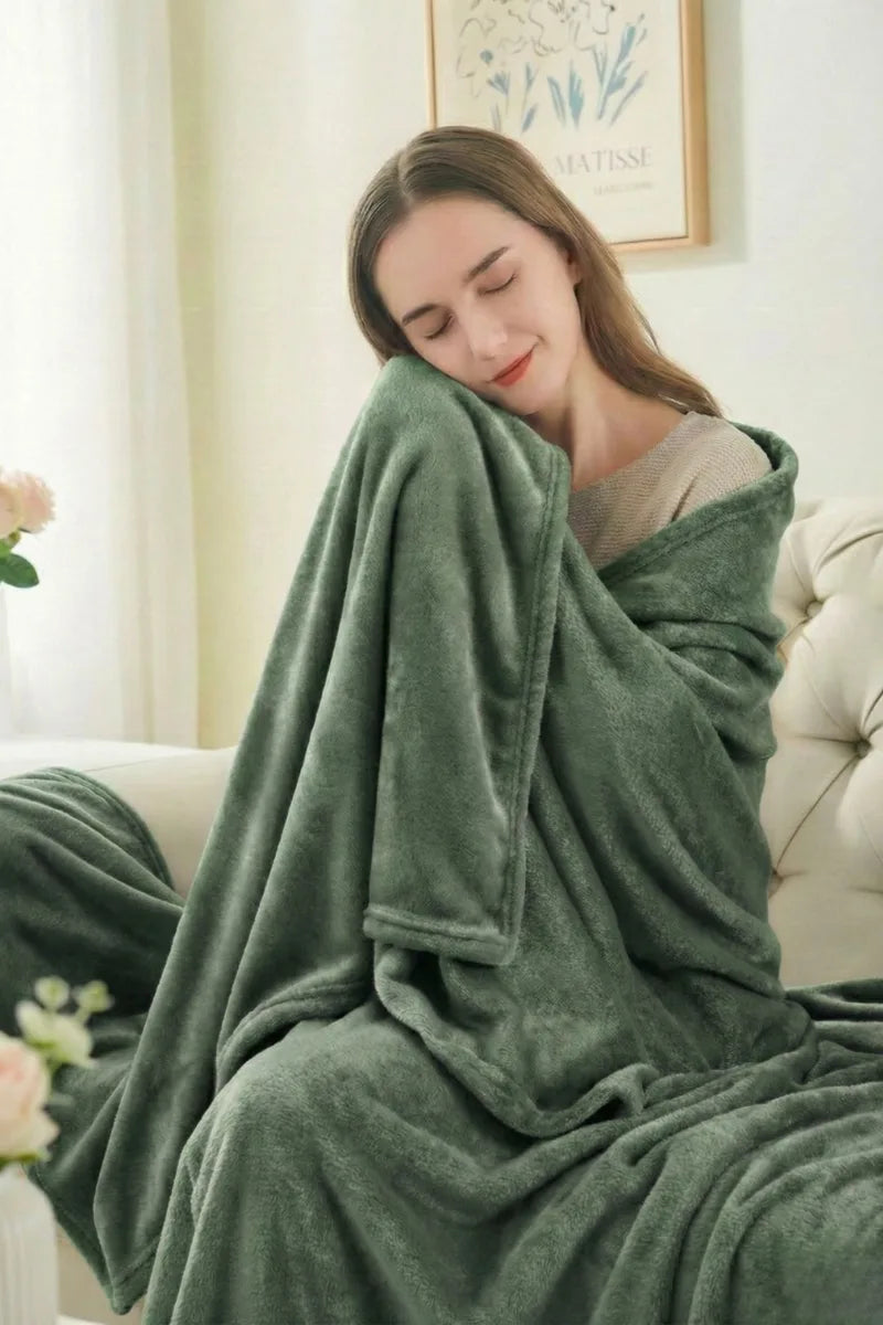 Green Fleece Throw Blanket