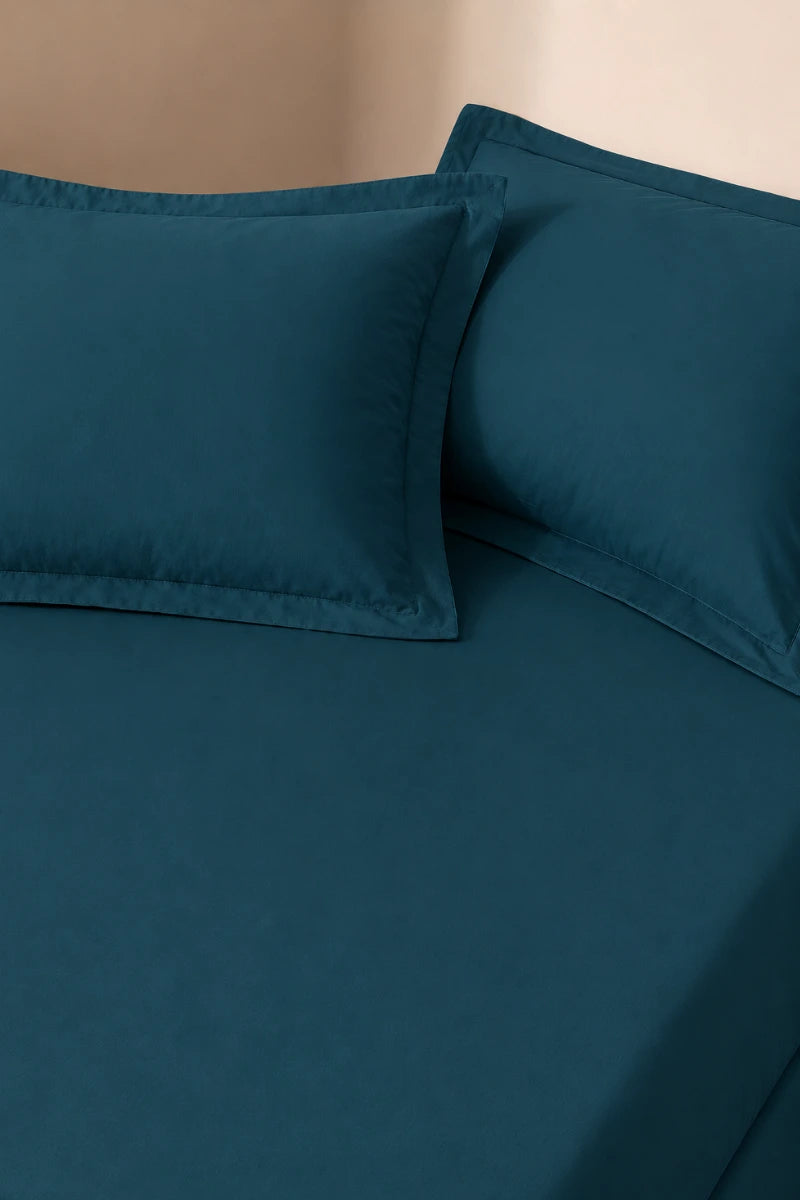 Deep Ocean Blue Solid 3-Piece Bedsheet Set