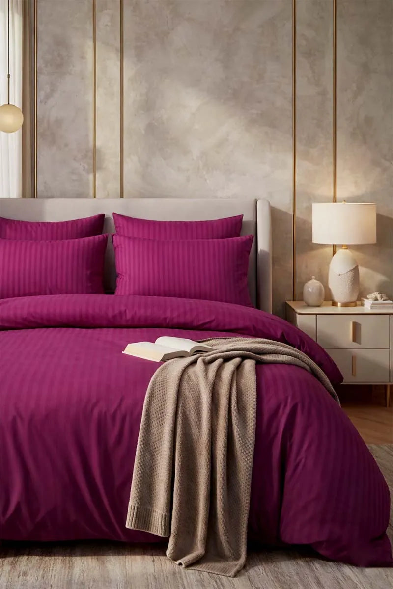 Plum Magenta Quilt Cover Set (6PCS - King Size)