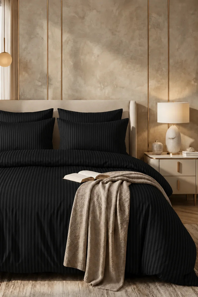 Black Quilt Cover Set (6PCS - King Size)