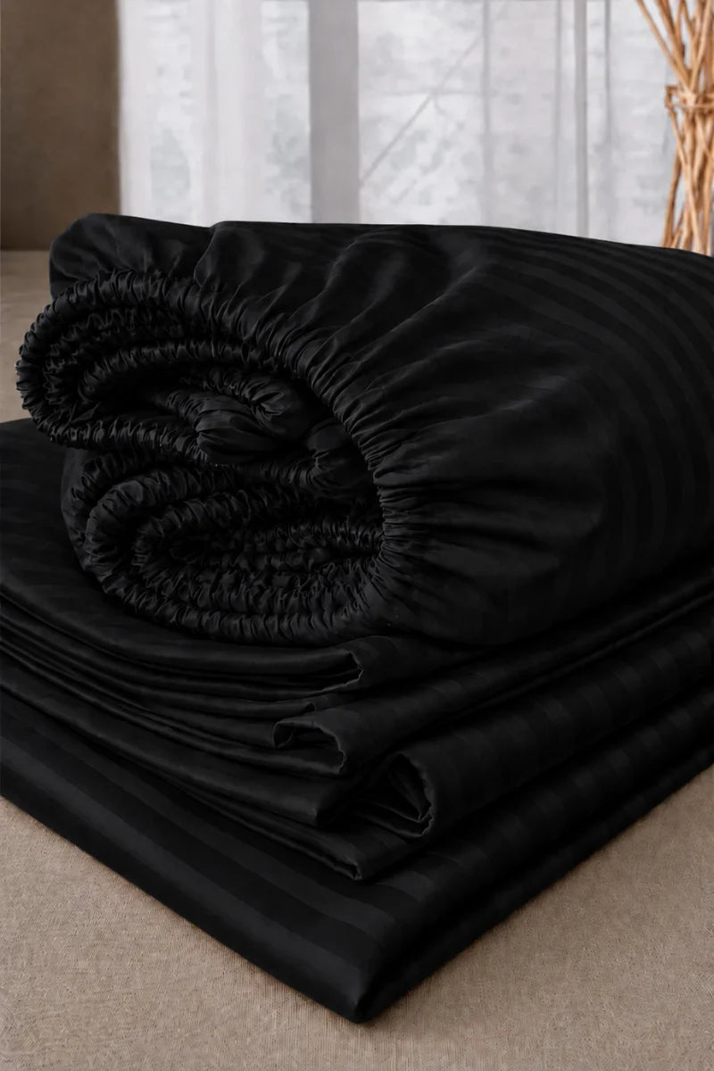 Black Quilt Cover Set (6PCS - King Size)