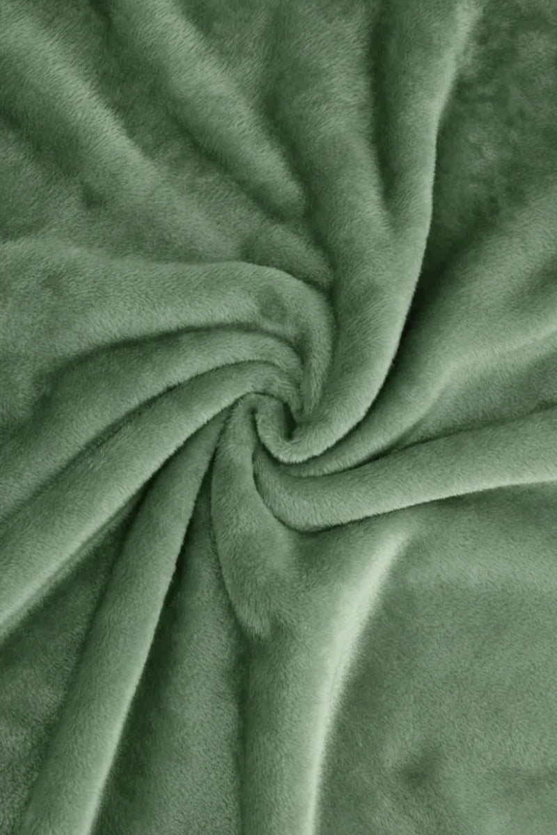 Premium Kids Plush Blanket Green – 30 x 40 Inches