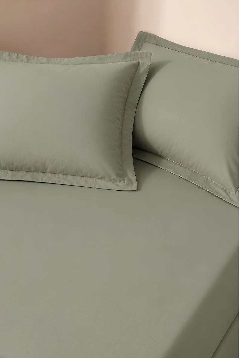 Sage Green Solid 3-Piece Bedsheet Set