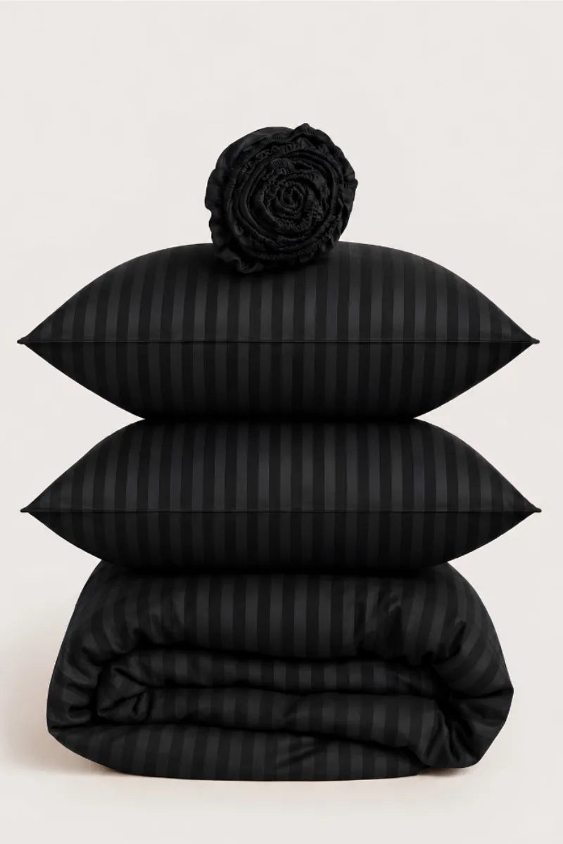 Black Quilt Cover Set (6PCS - King Size)