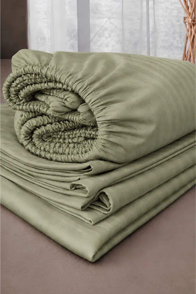 Olive Green Quilt Cover Set (6PCS - King Size)