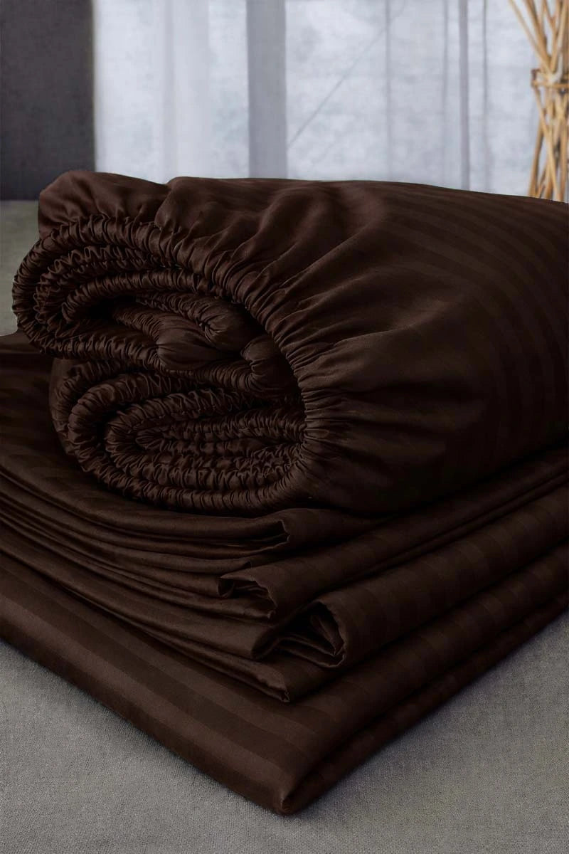 6 PCS Luxury Quilt Cover Set (King Size)