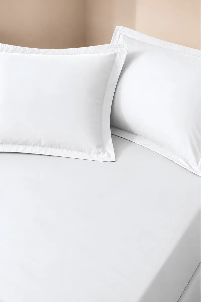 Pure White Solid 3-Piece Bedsheet Set