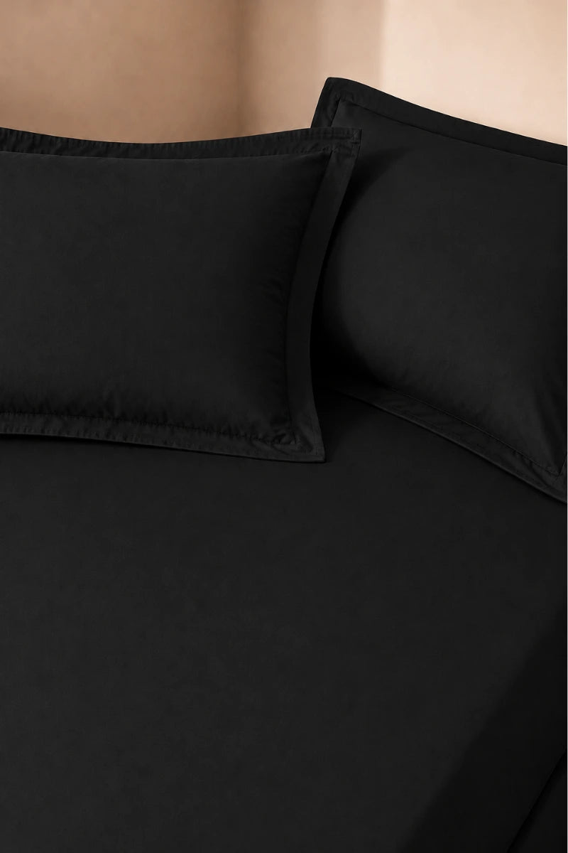 Jet Black Solid 3-Piece Bedsheet Set