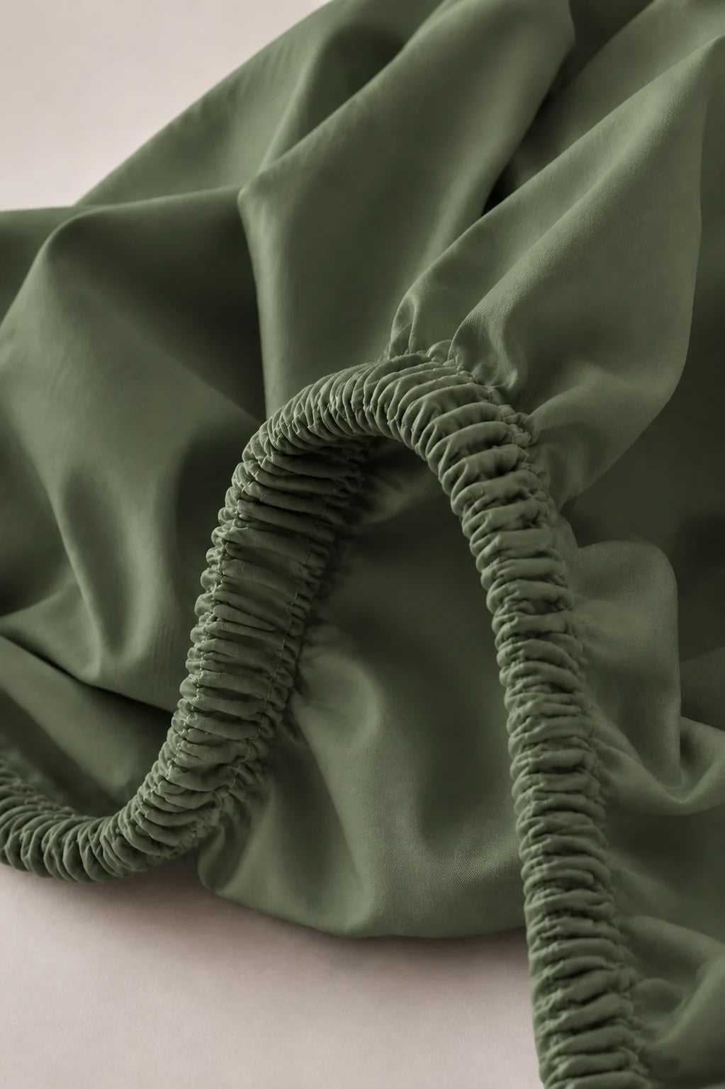 Forest Green & Sage Green Reversible 6-Piece Duvet Cover Set | Code: 05