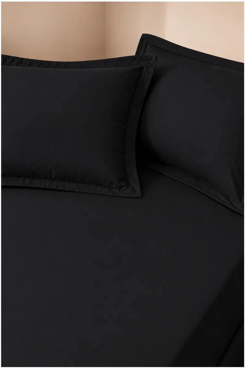 Jet Black Solid 3-Piece Bedsheet Set