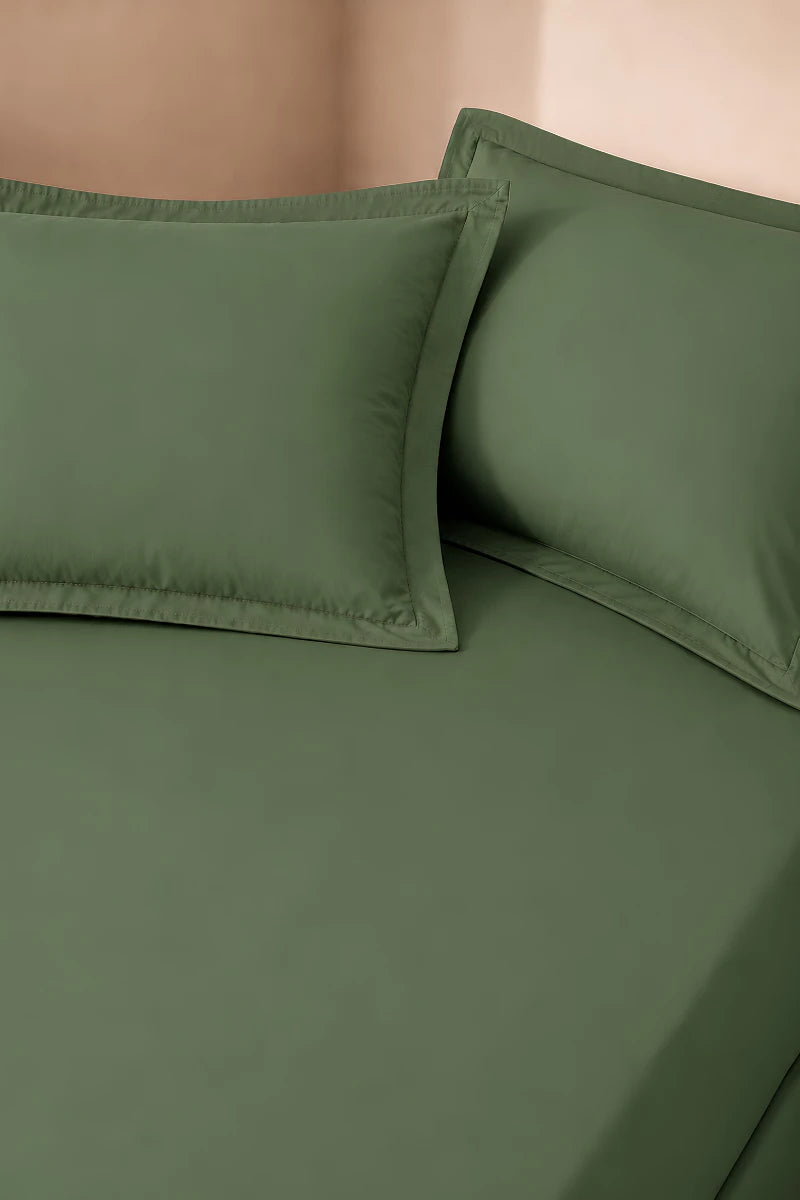 Sage Green Solid 3-Piece Bedsheet Set