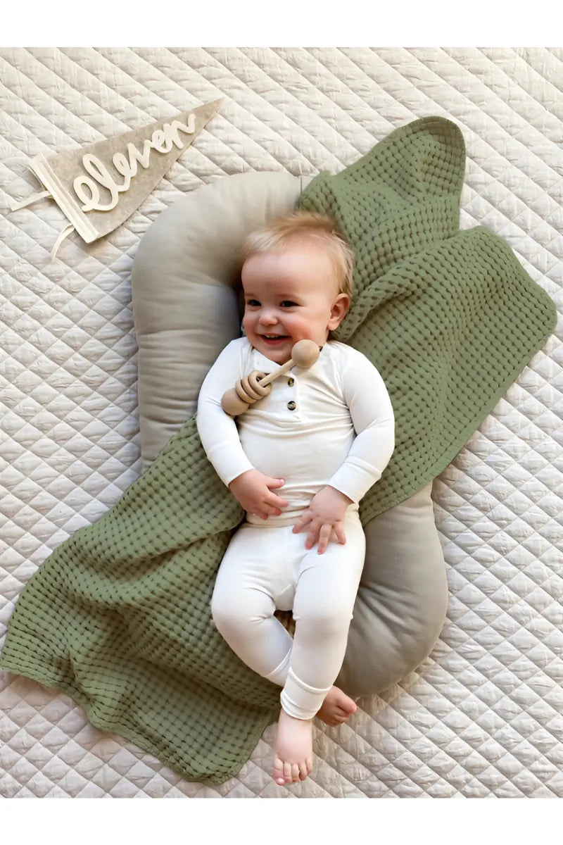 Kids Cozy Cloud Blanket (Light Green)