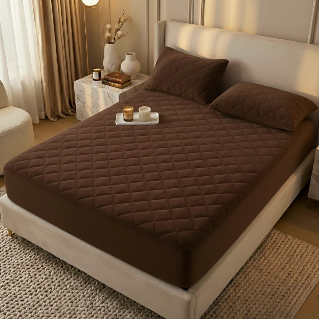 King Size Waterproof Quilted Mattress Cover + 2 Pillow Covers