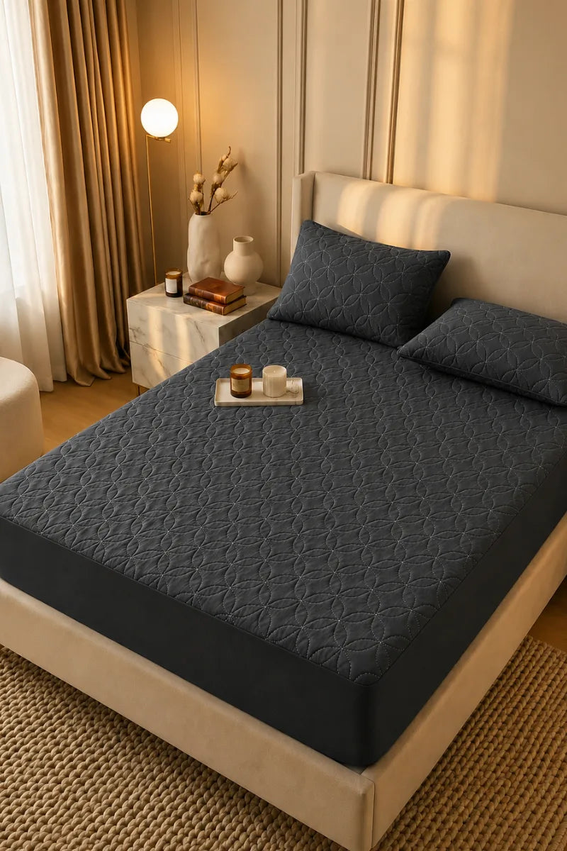 King Size Waterproof Quilted Mattress Cover + 2 Pillow Covers