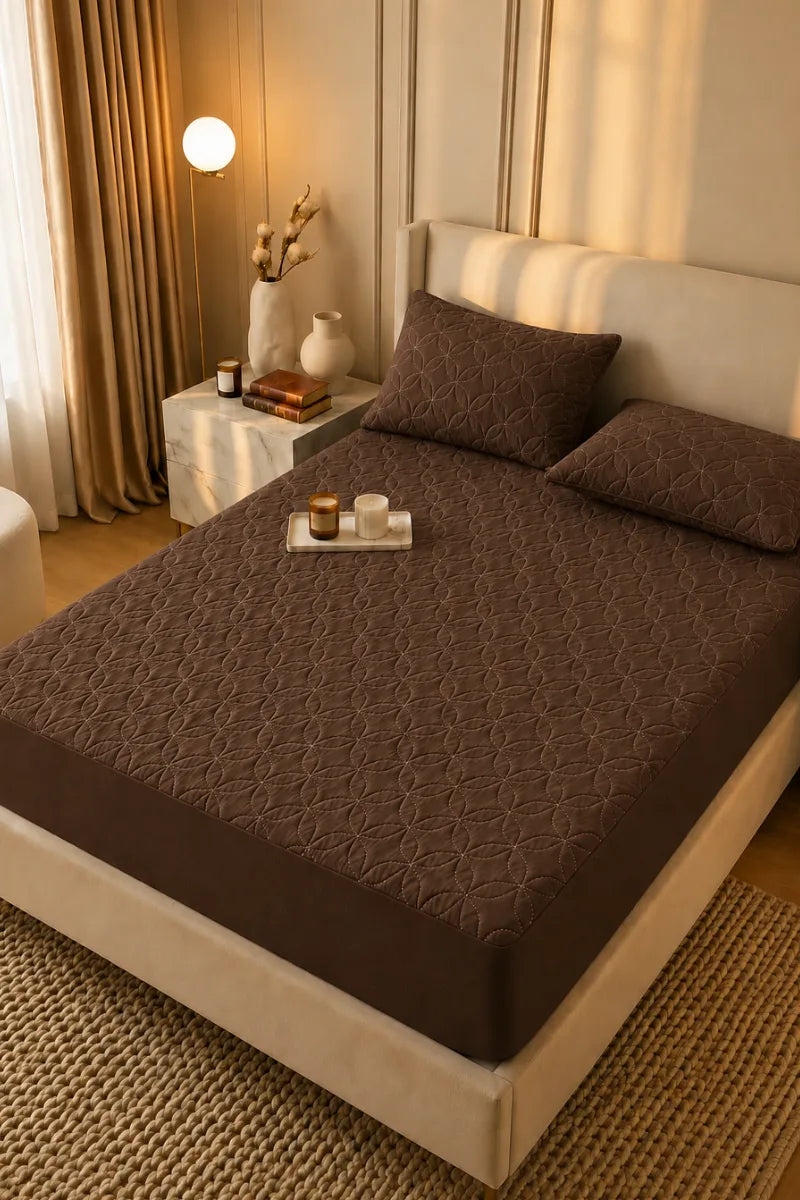 King Size Waterproof Quilted Mattress Cover + 2 Pillow Covers