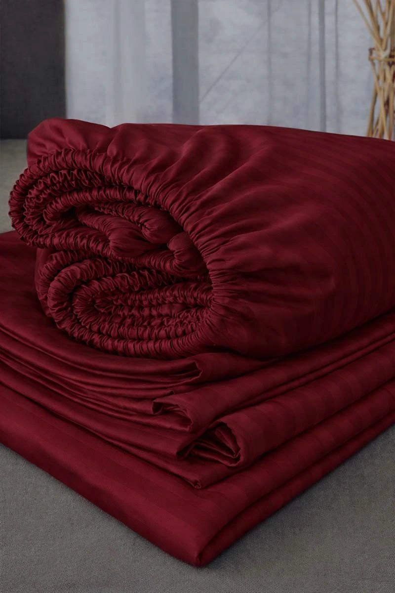 Wine Red Quilt Cover Set (6PCS - King Size)