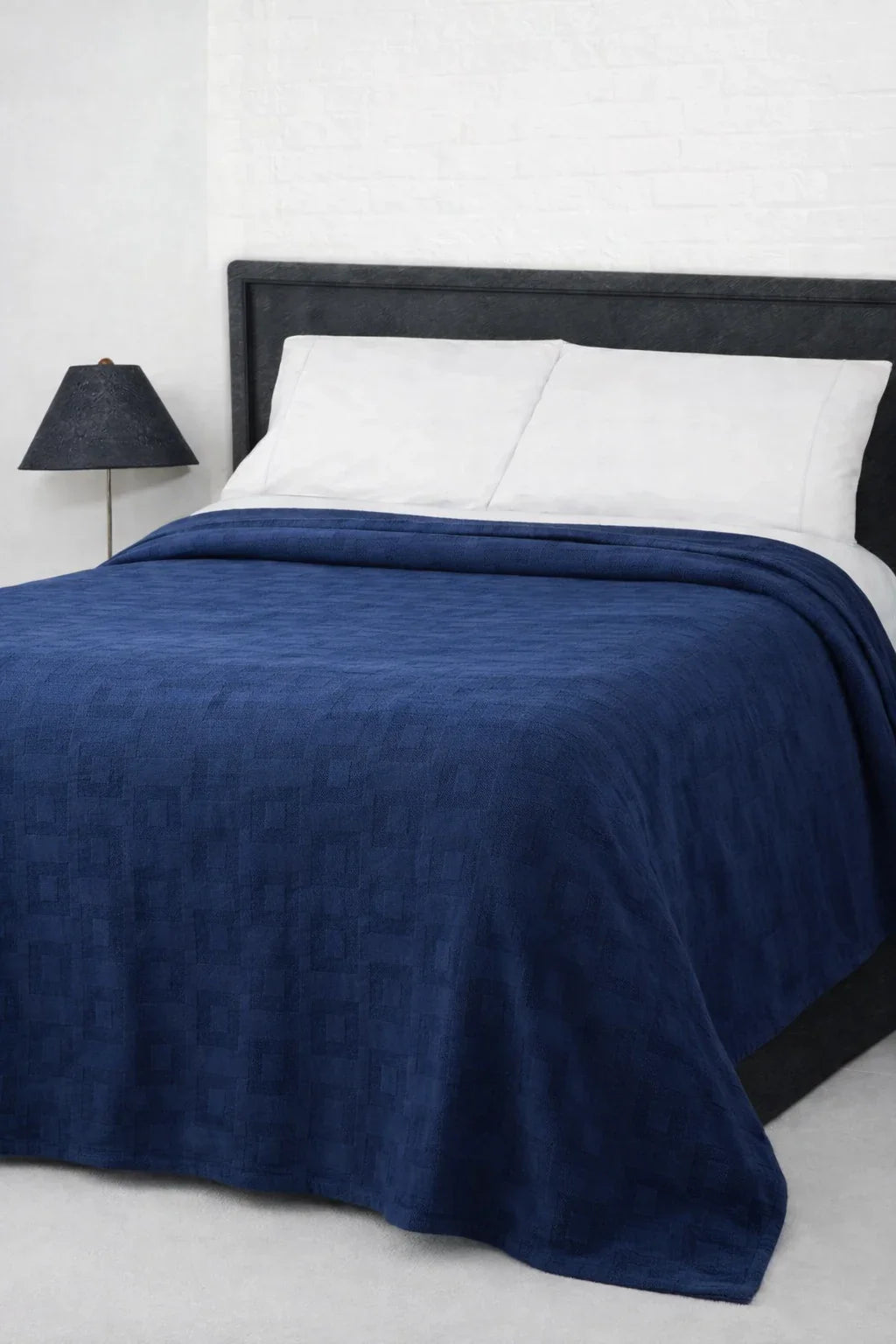 Cozy (Navy Blue) Geometric Thermal Blanket – 72x90 Inches | 300 GSM