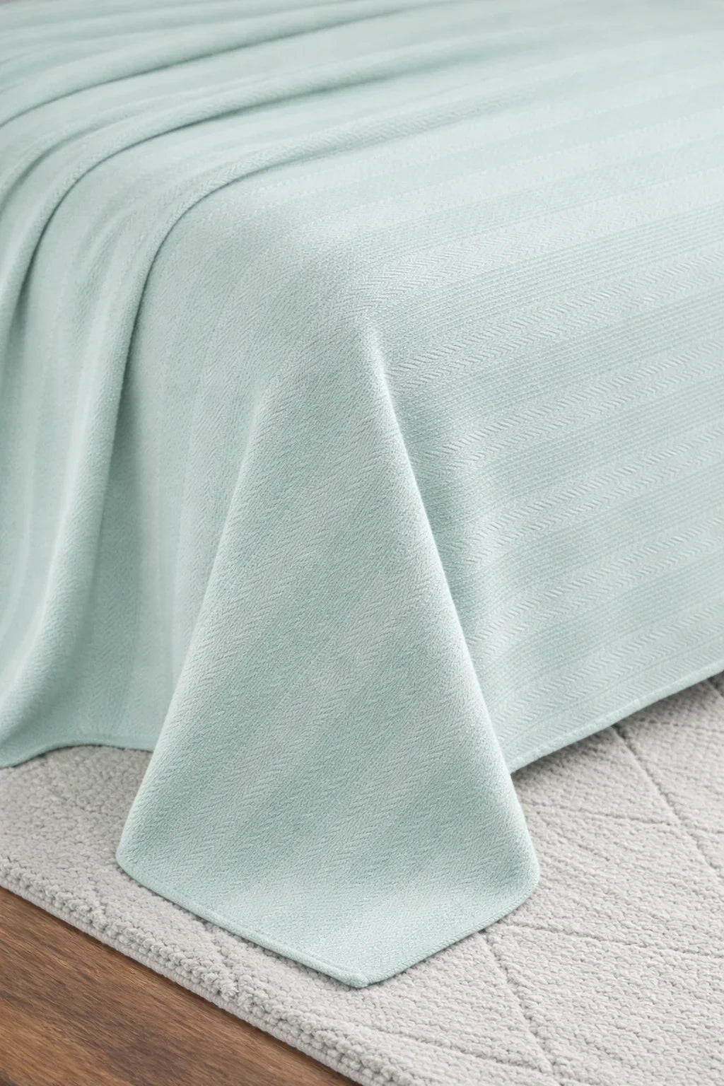 Mint Green Thermal Cotton Blanket – Chevron Texture