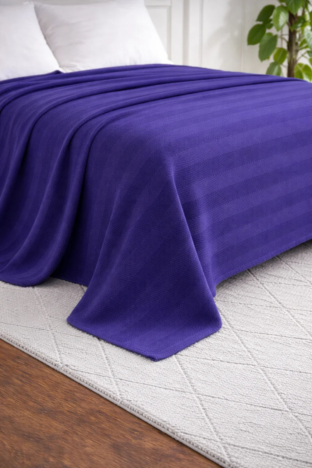 Dark Blue Thermal Cotton Blanket – Chevron Texture