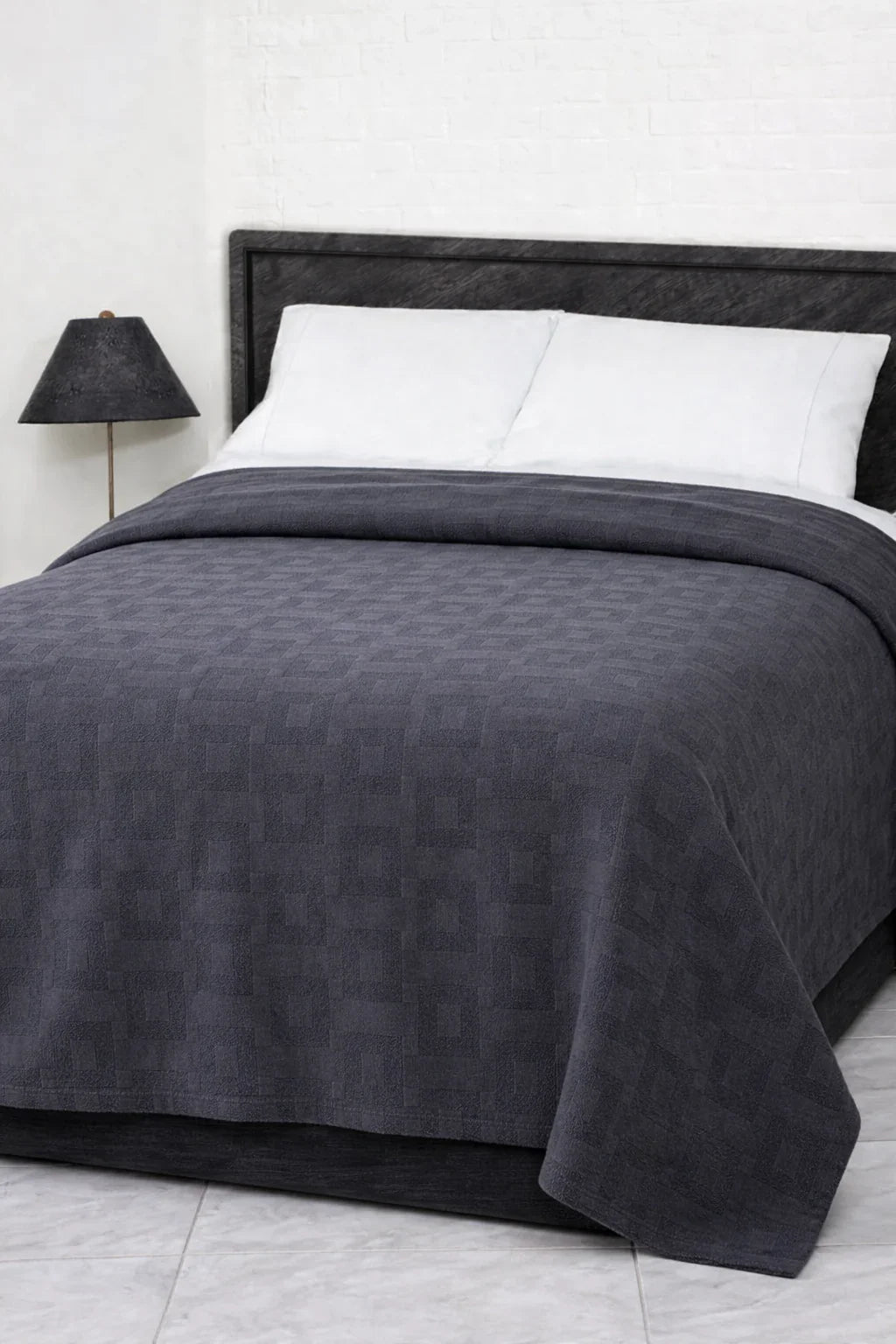 Cozy (Dark Gray) Geometric Thermal Blanket – 72x90 Inches | 300 GSM