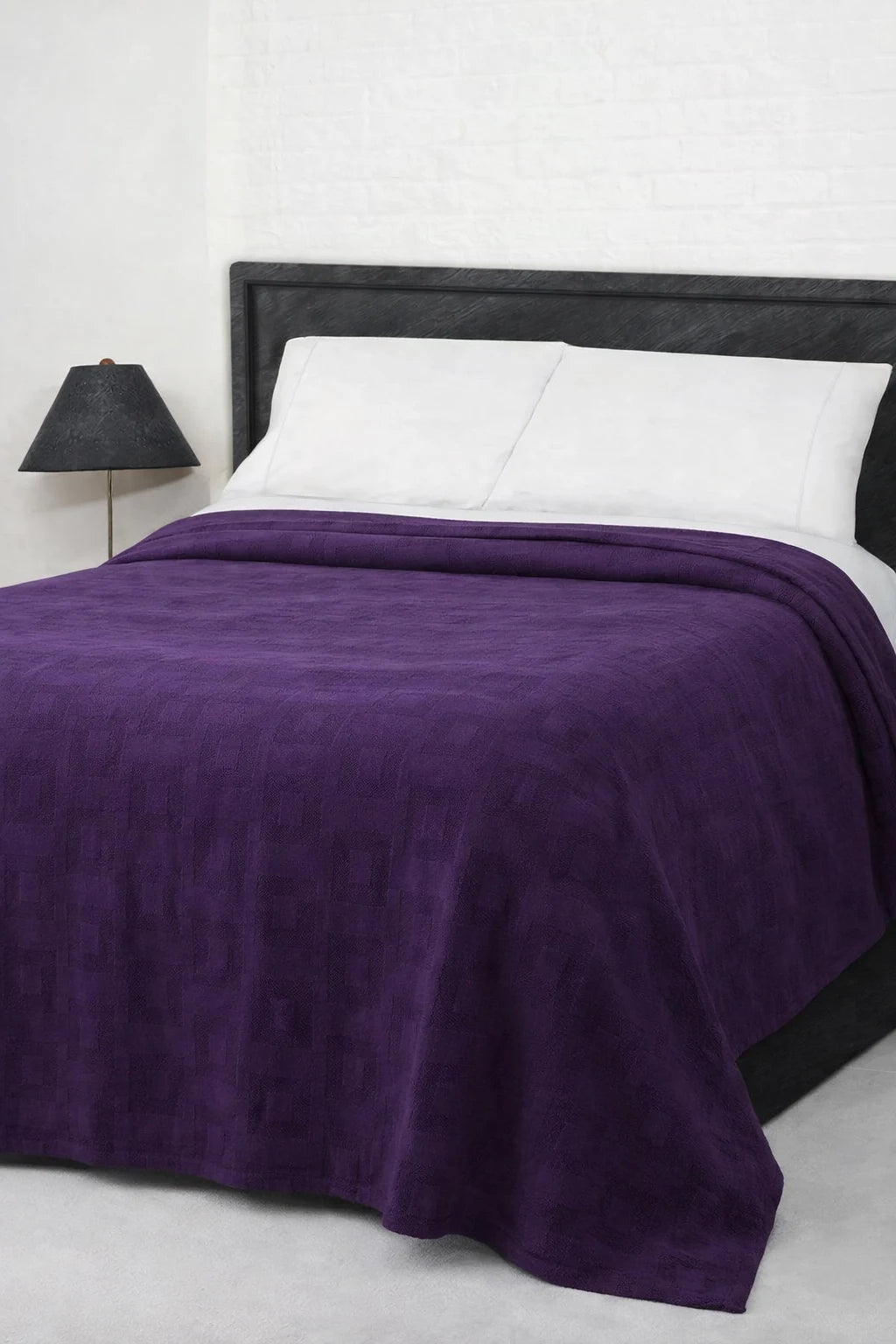 Cozy (Purple) Geometric Thermal Blanket – 72x90 Inches | 300 GSM