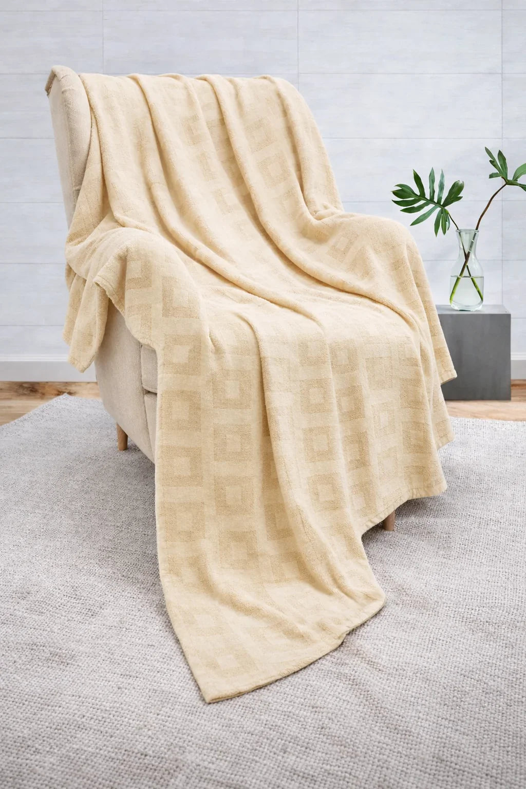 Cozy (Beige) Geometric Thermal Blanket – 72x90 Inches | 300 GSM