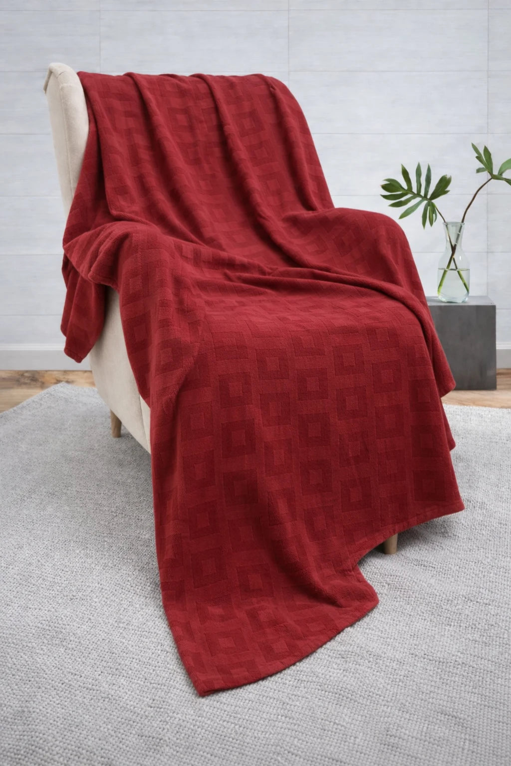 Cozy (Red) Geometric Thermal Blanket – 72x90 Inches | 300 GSM