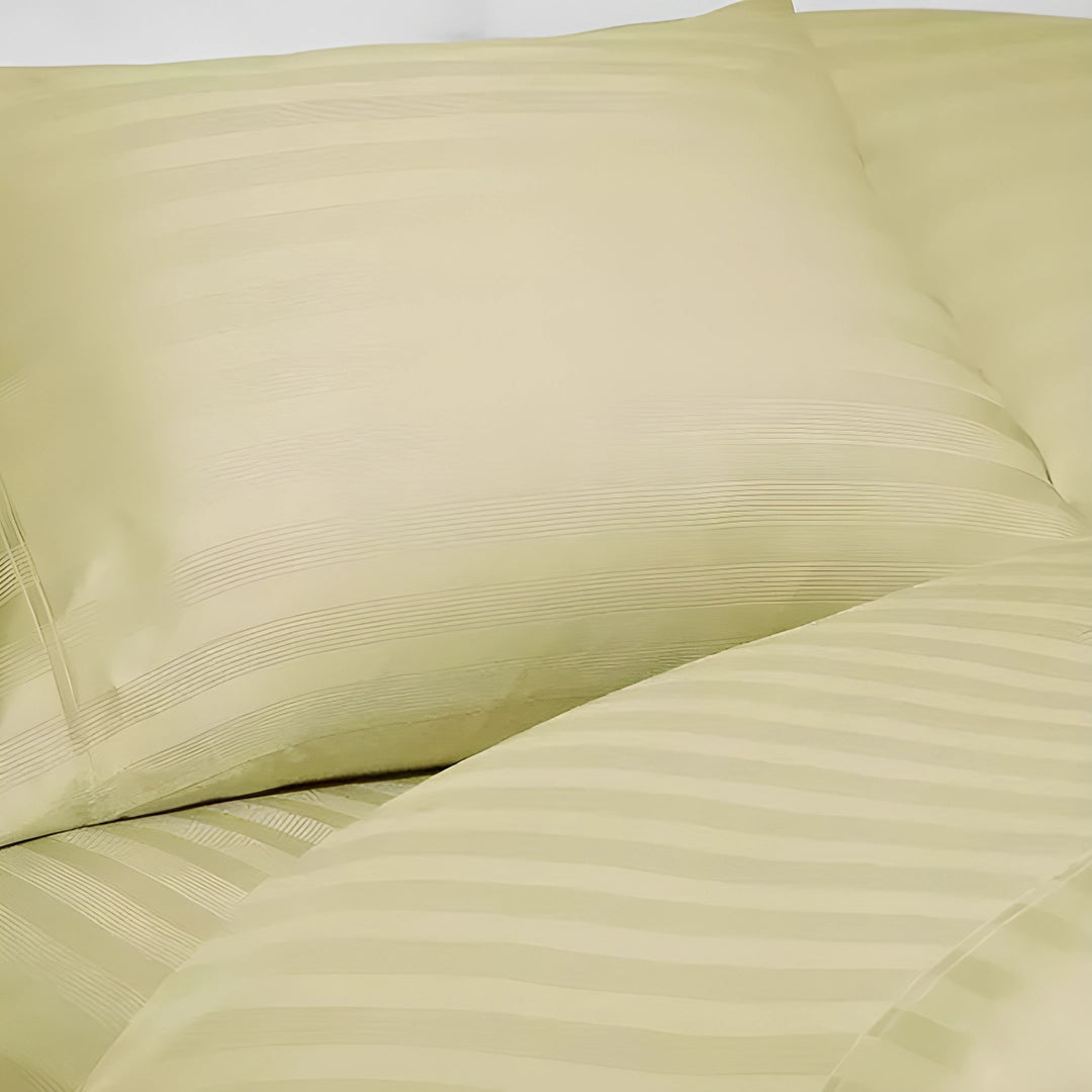 LUXURY 3PC FITTED STRIPE BEDSHEET